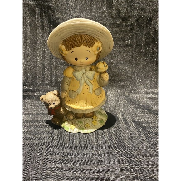Vintage Enesco 1984 Giordano little girl with ice cream cone and teddy figurine - Picture 1 of 7